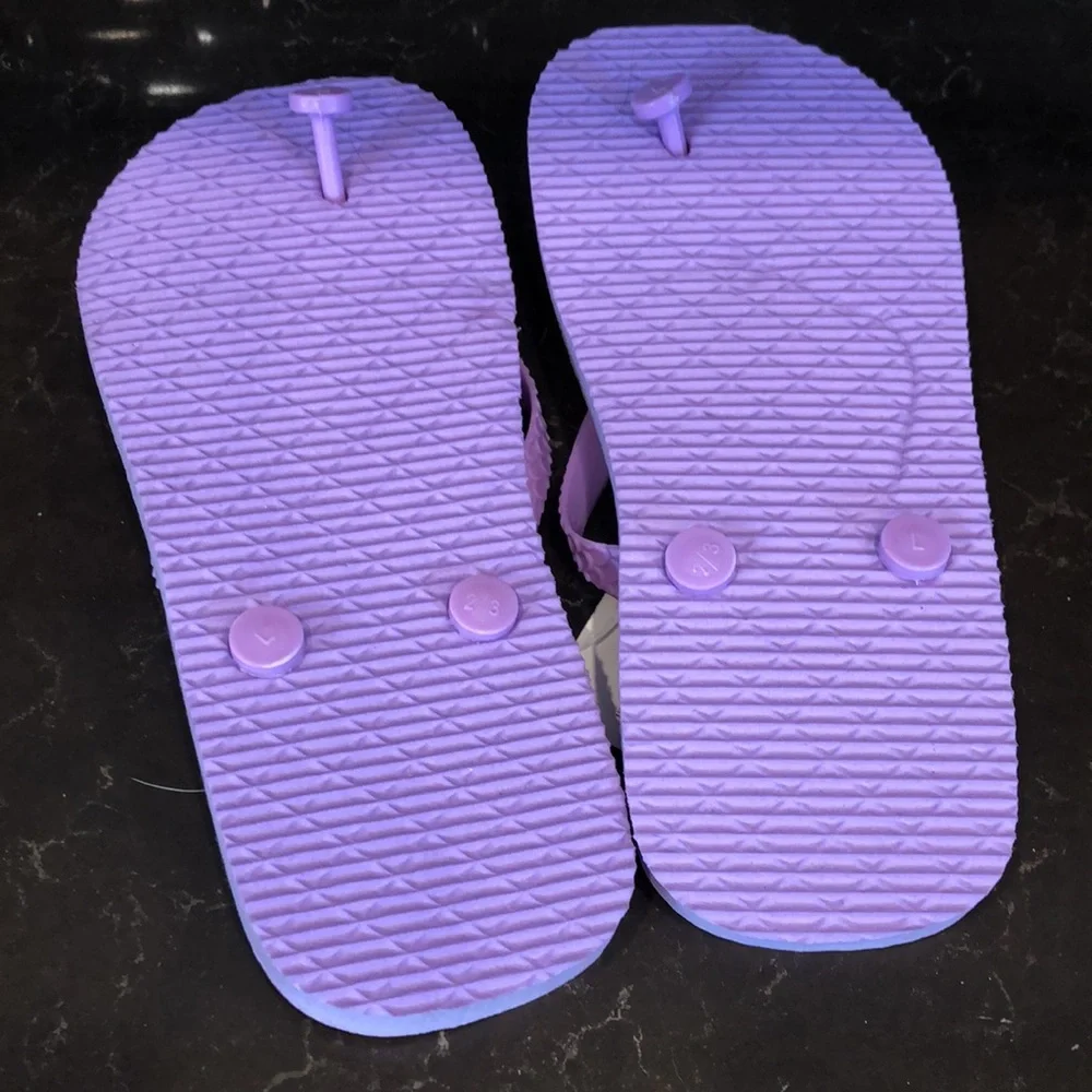 NWT mermaid‎ flip flops sandals L 2-3